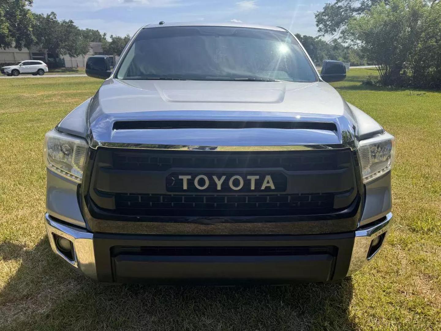 2015 Toyota Tundra SR5 photo 8