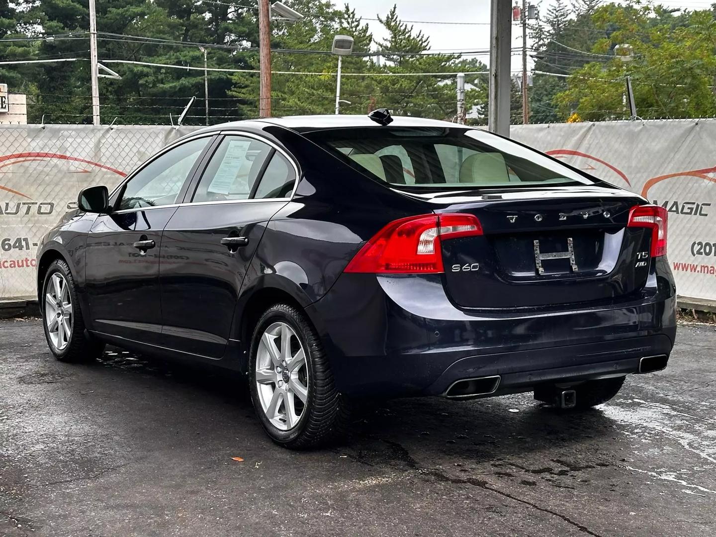 2016 Volvo S60 - Image 7