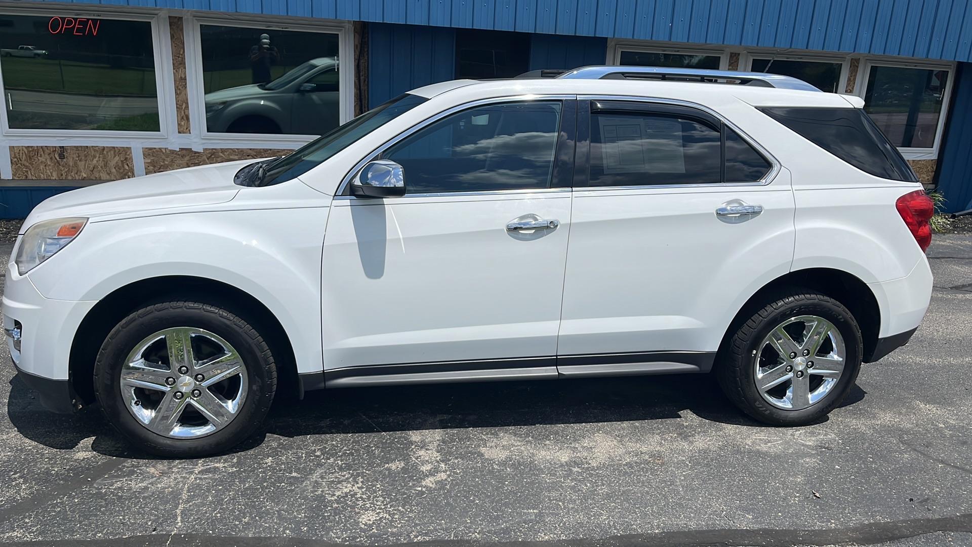 2015 Chevrolet Equinox LTZ photo 2