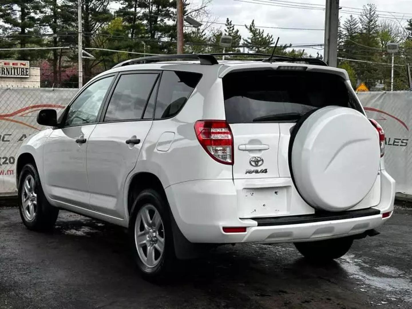 2011 Toyota Rav4 - Image 7