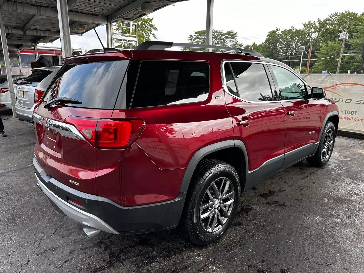 2017 Gmc Acadia - Image 12