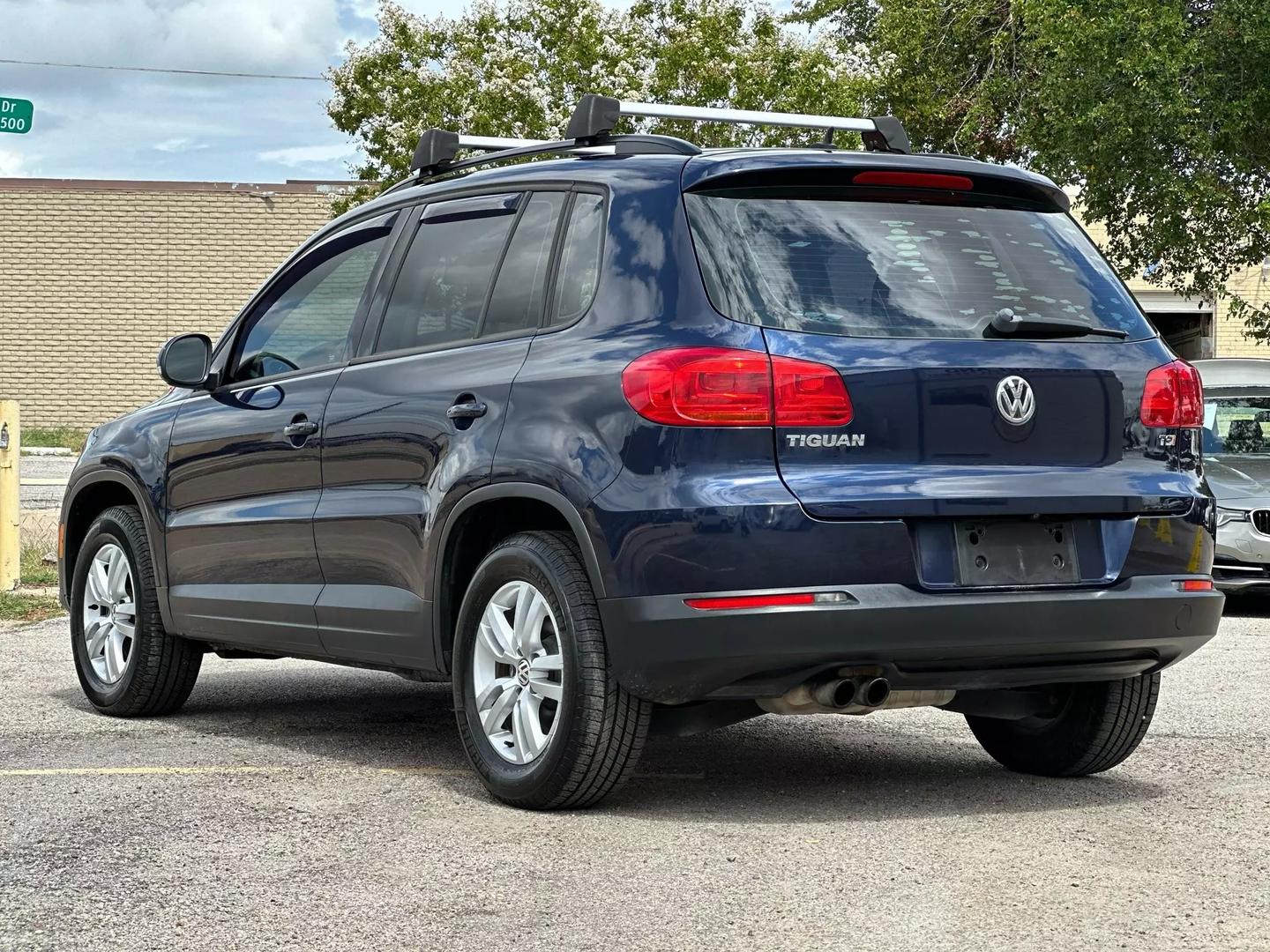 2016 Volkswagen Tiguan - Image 5