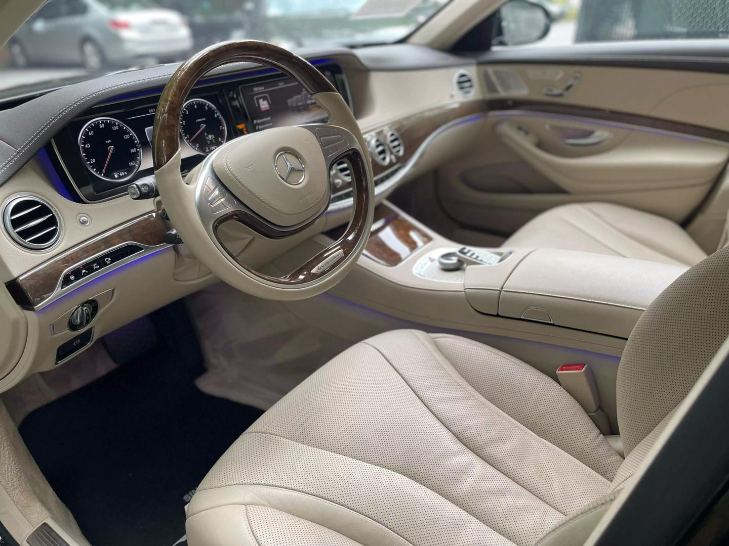 2014 Mercedes-Benz S-Class S550 photo 16