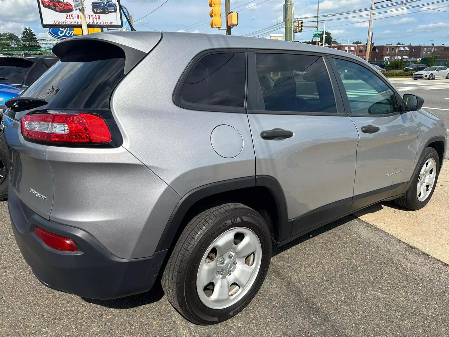 2016 Jeep Cherokee with advanced features, highlighting its sleek design and high-performance capabilities.