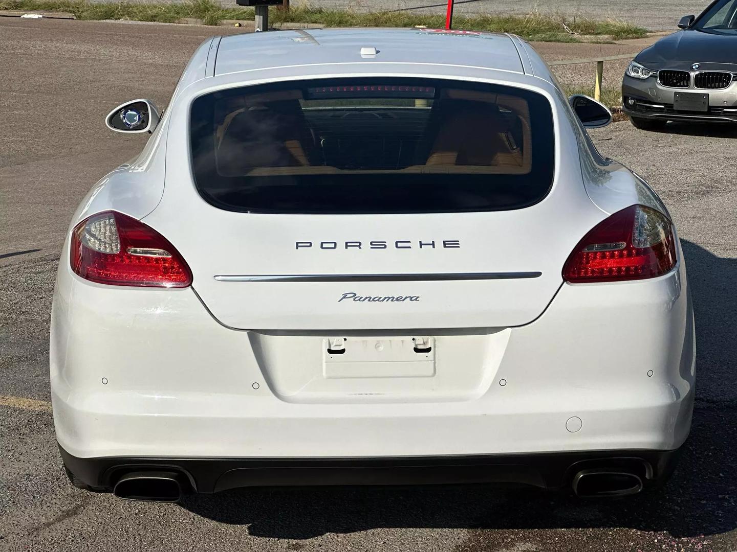 2011 Porsche Panamera - Image 6