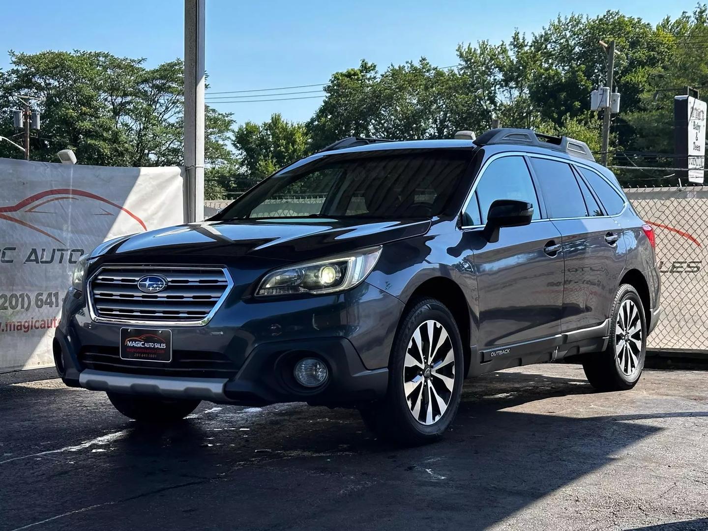 2015 Subaru Outback - Image 3