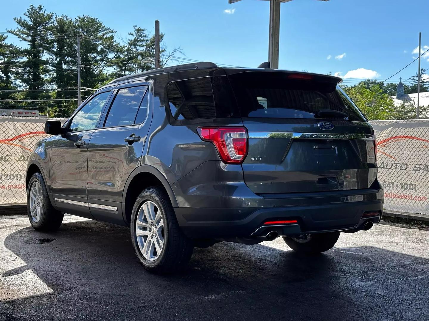 2019 Ford Explorer - Image 7