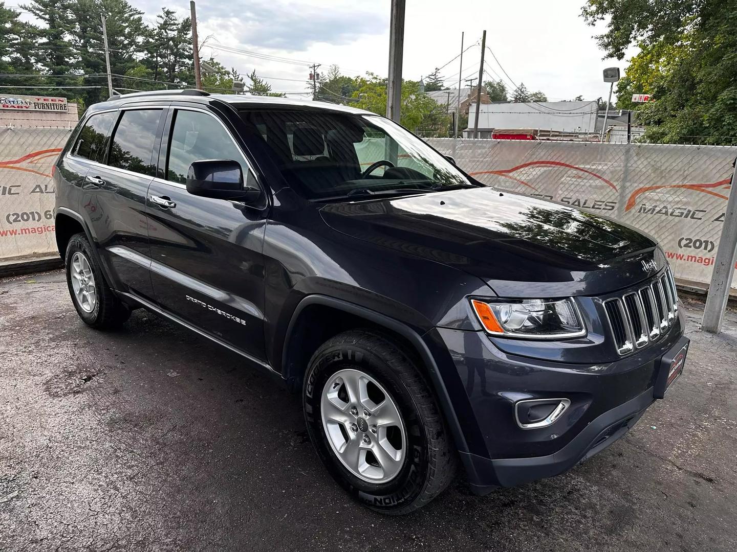 2016 Jeep Grand Cherokee - Image 10