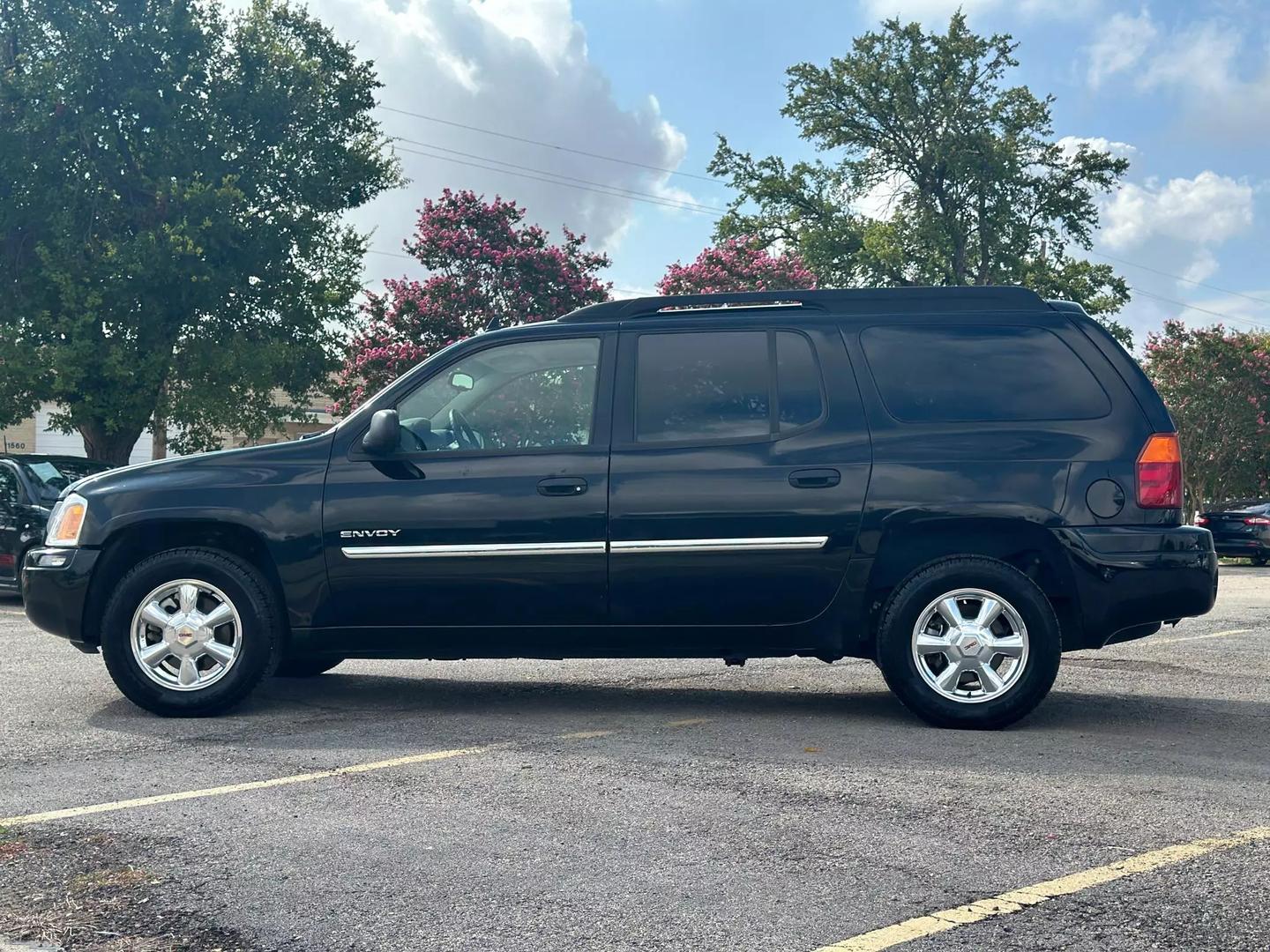 2006 Gmc Envoy Xl - Image 4