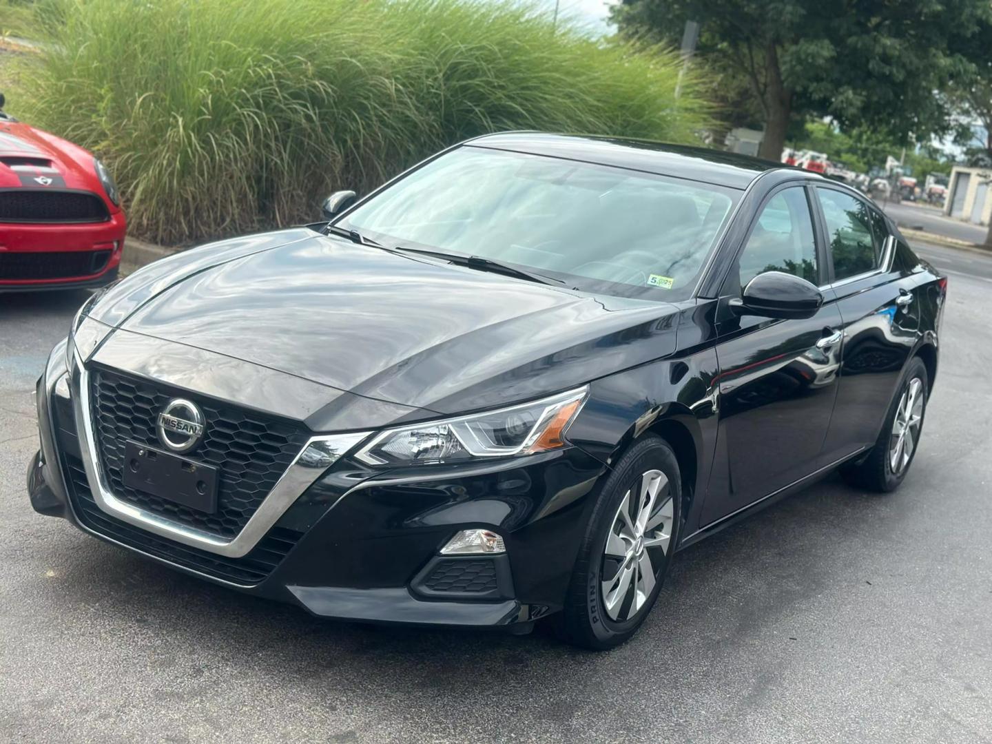 2019 Nissan Altima S photo 11