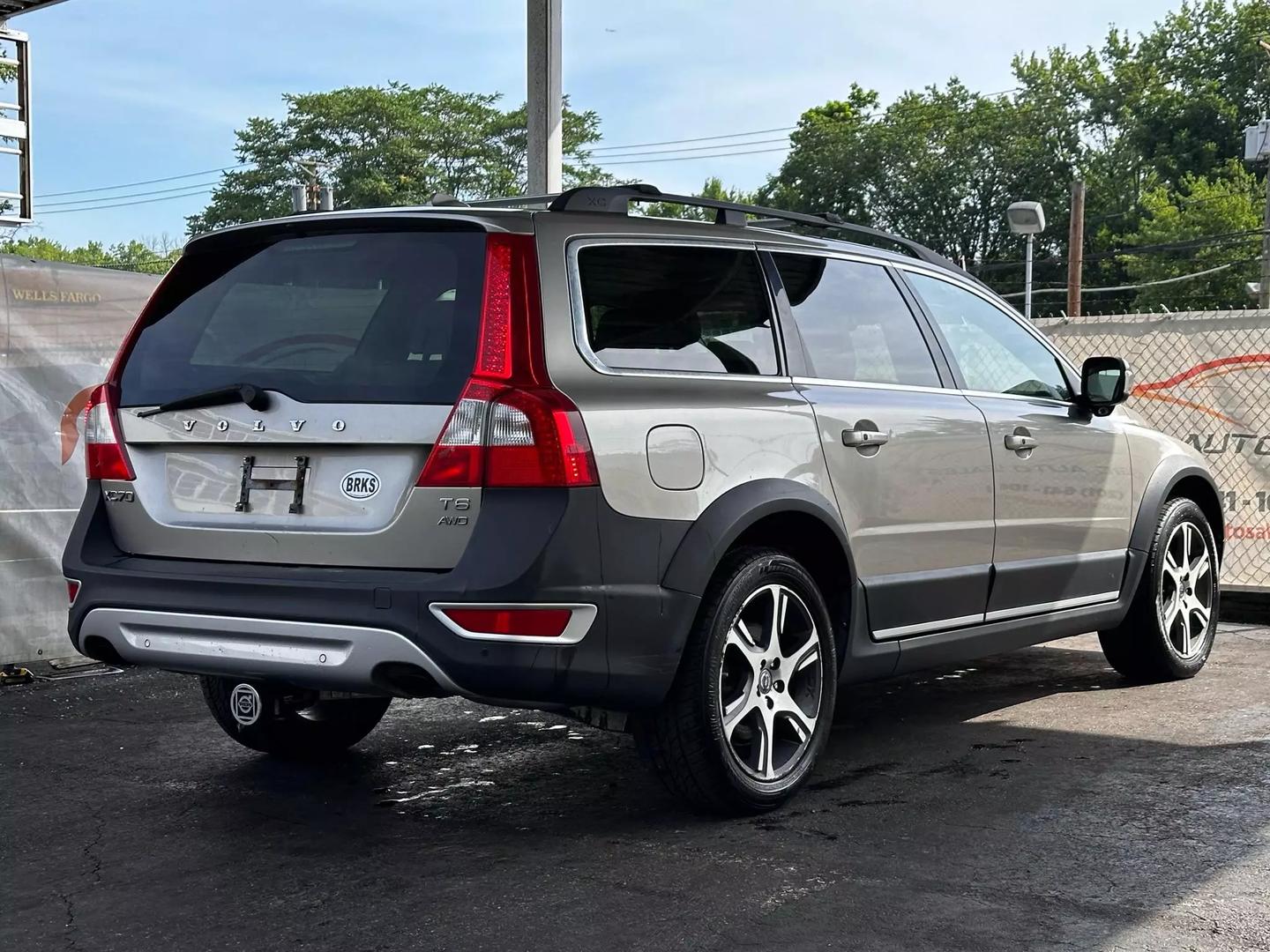 2012 Volvo Xc70 - Image 9