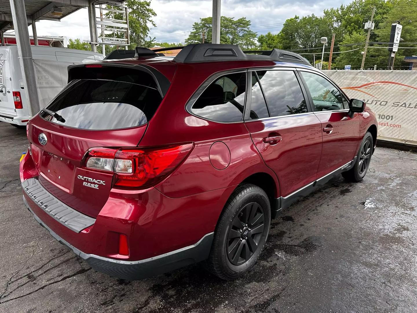 2017 Subaru Outback - Image 12