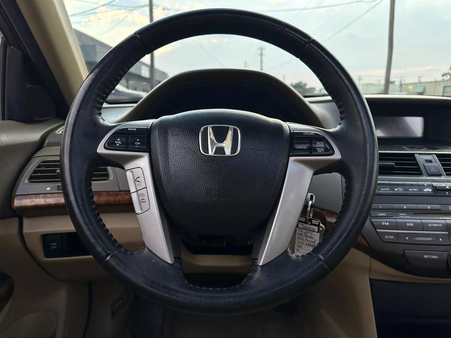 2010 Honda Accord - Image 30