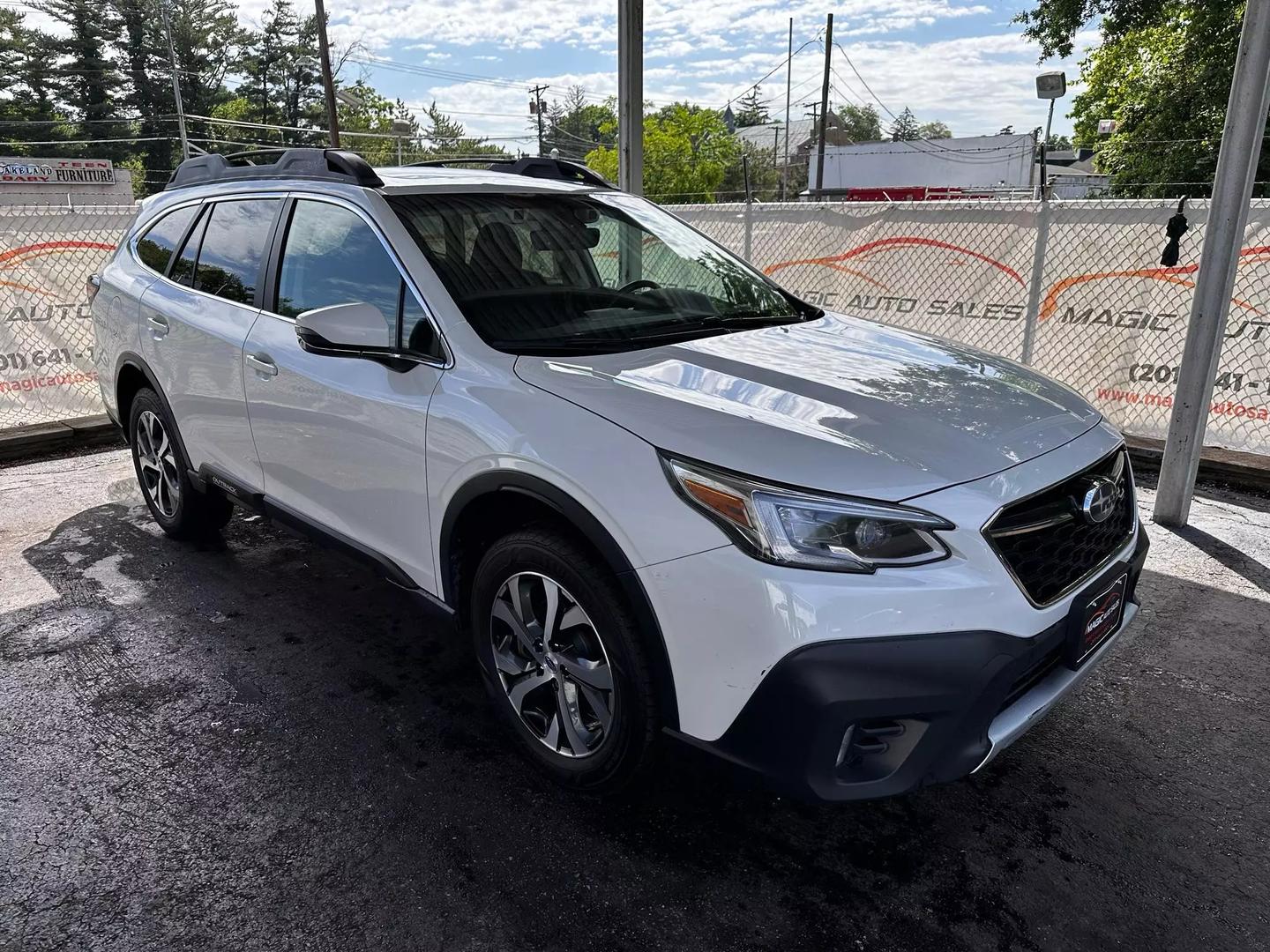 2020 Subaru Outback - Image 10