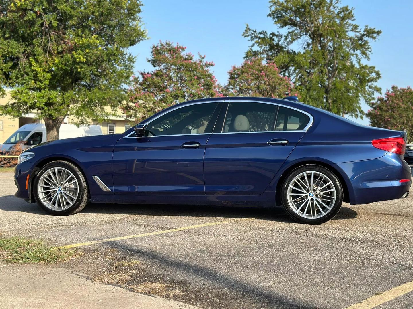 2018 Bmw 5 Series - Image 4