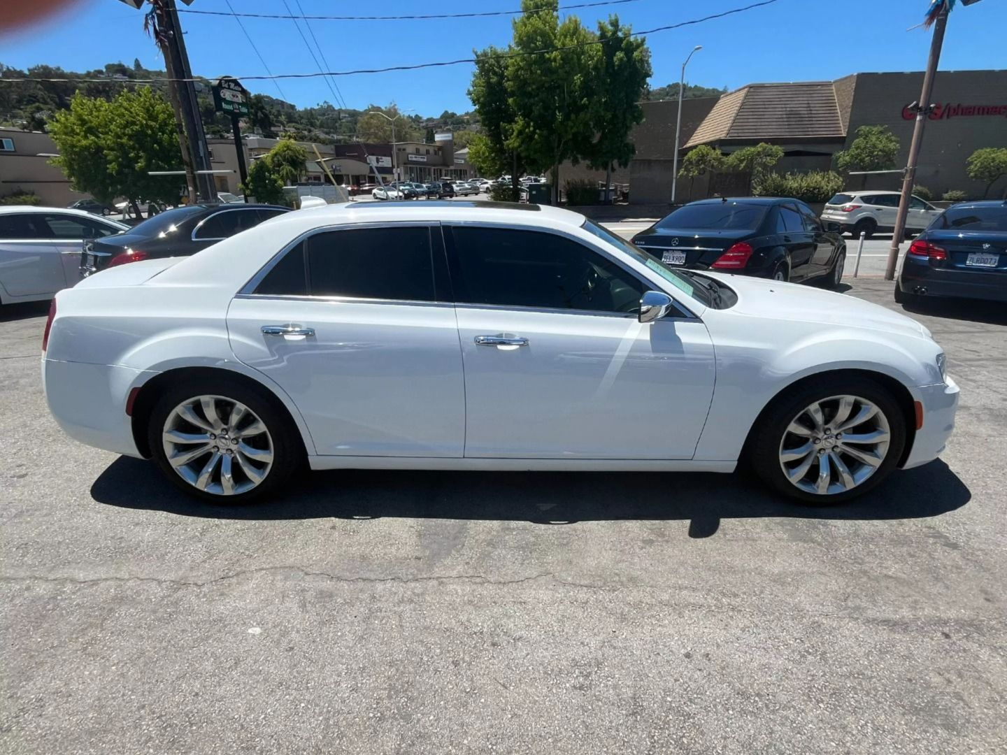 2019 Chrysler 300  Vin: 2c3ccaeg5kh585953 Stock Id: 585953 - Image 8
