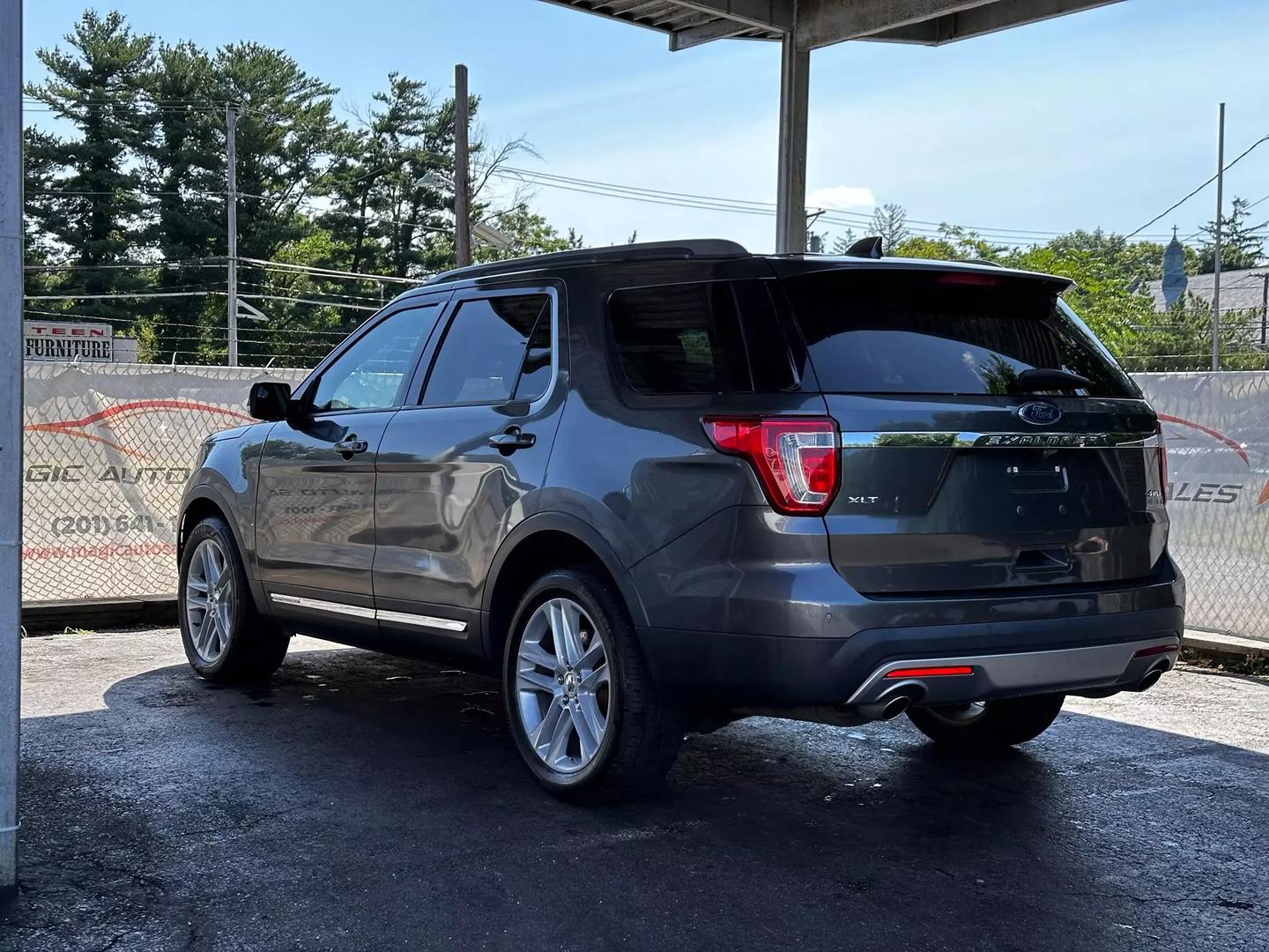 2016 Ford Explorer - Image 7