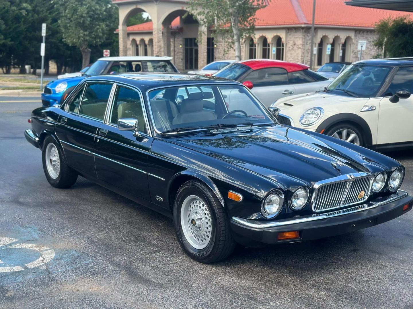 1983 Jaguar XJ6 null photo 7