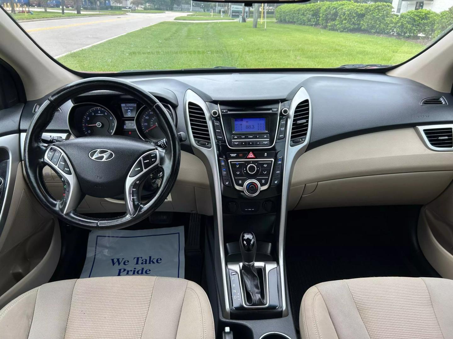 2014 Hyundai Elantra GT Base photo 9