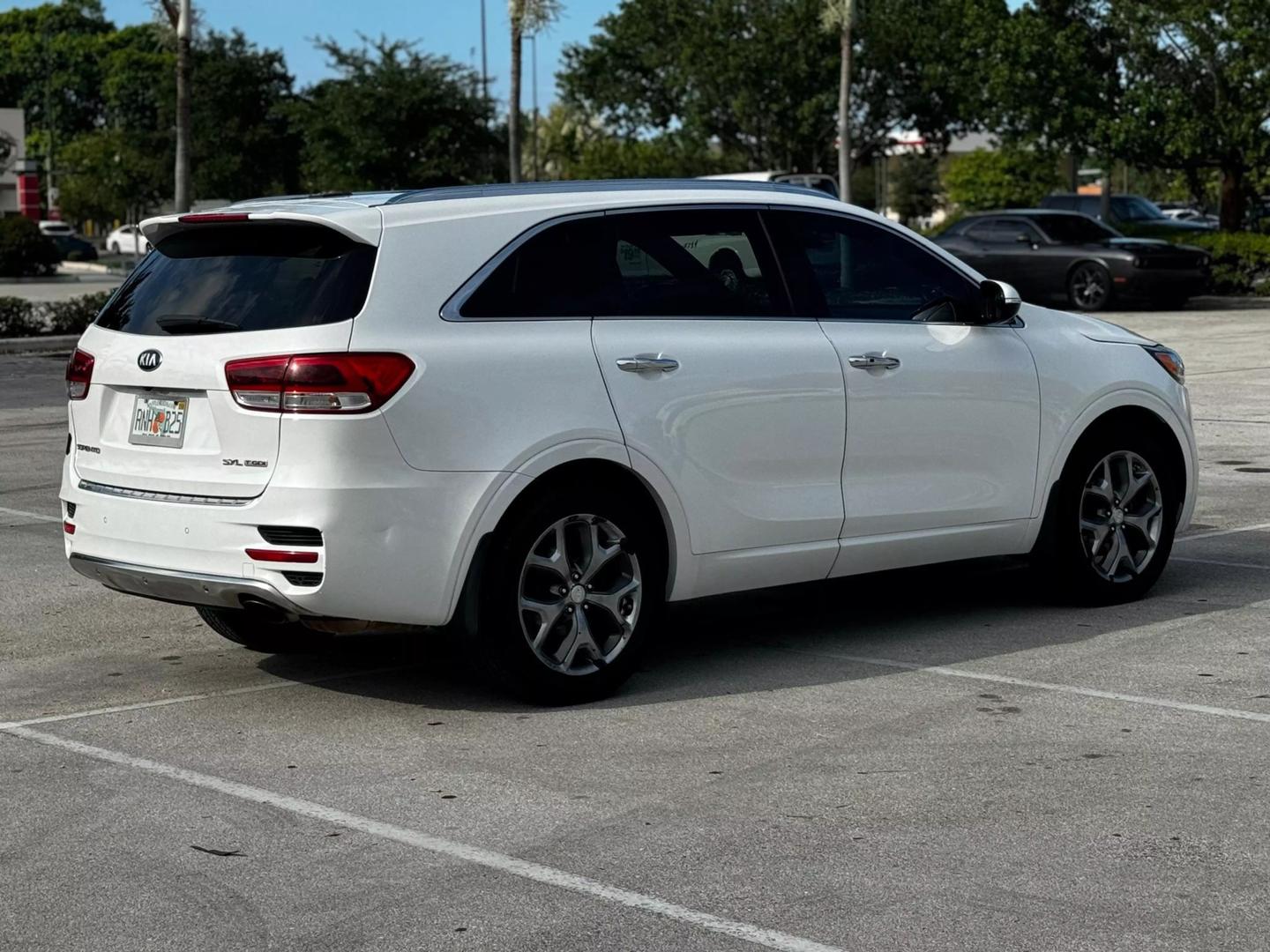 2016 Kia Sorento Limited photo 5