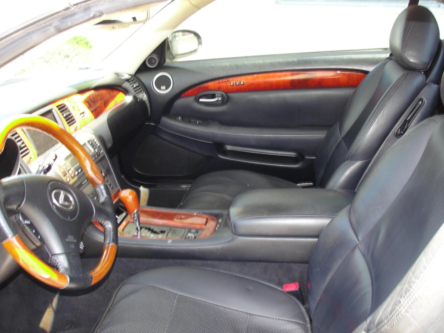 2003 Lexus SC 430 photo 14