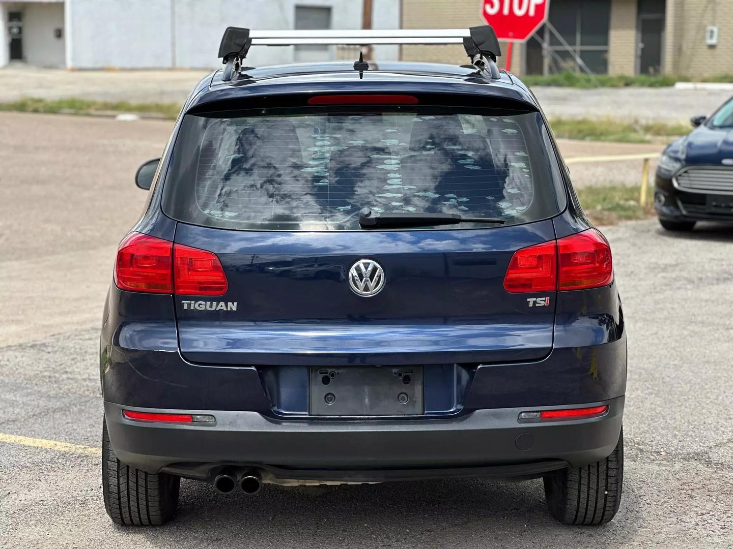 2016 Volkswagen Tiguan - Image 6