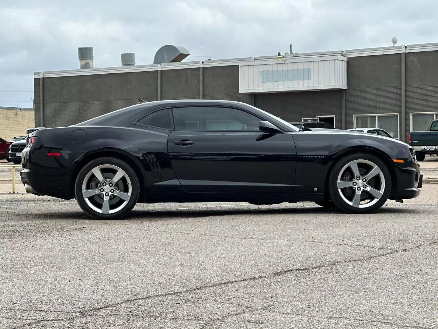 2010 Chevrolet Camaro - Image 9