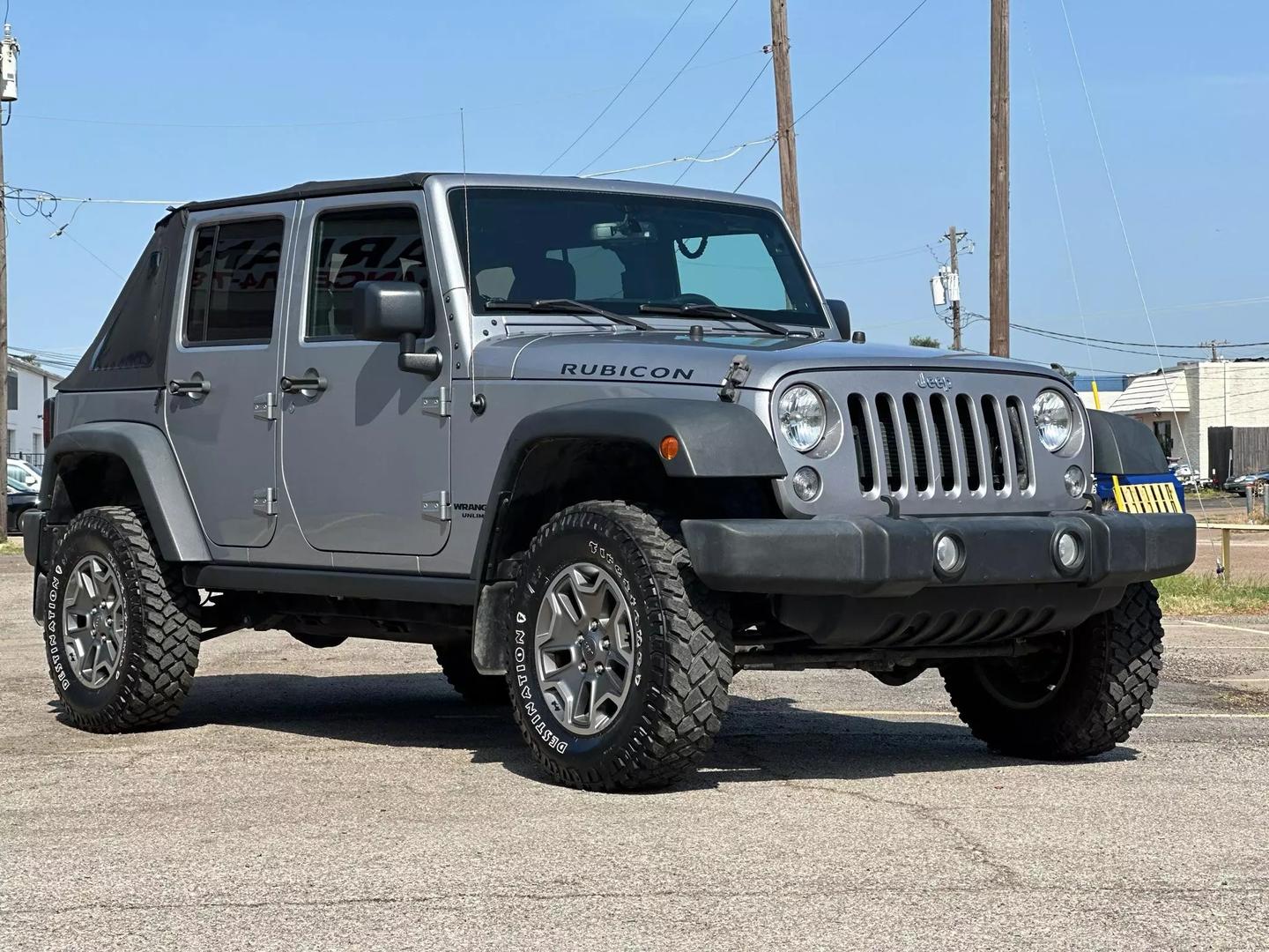 2015 Jeep Wrangler - Image 10