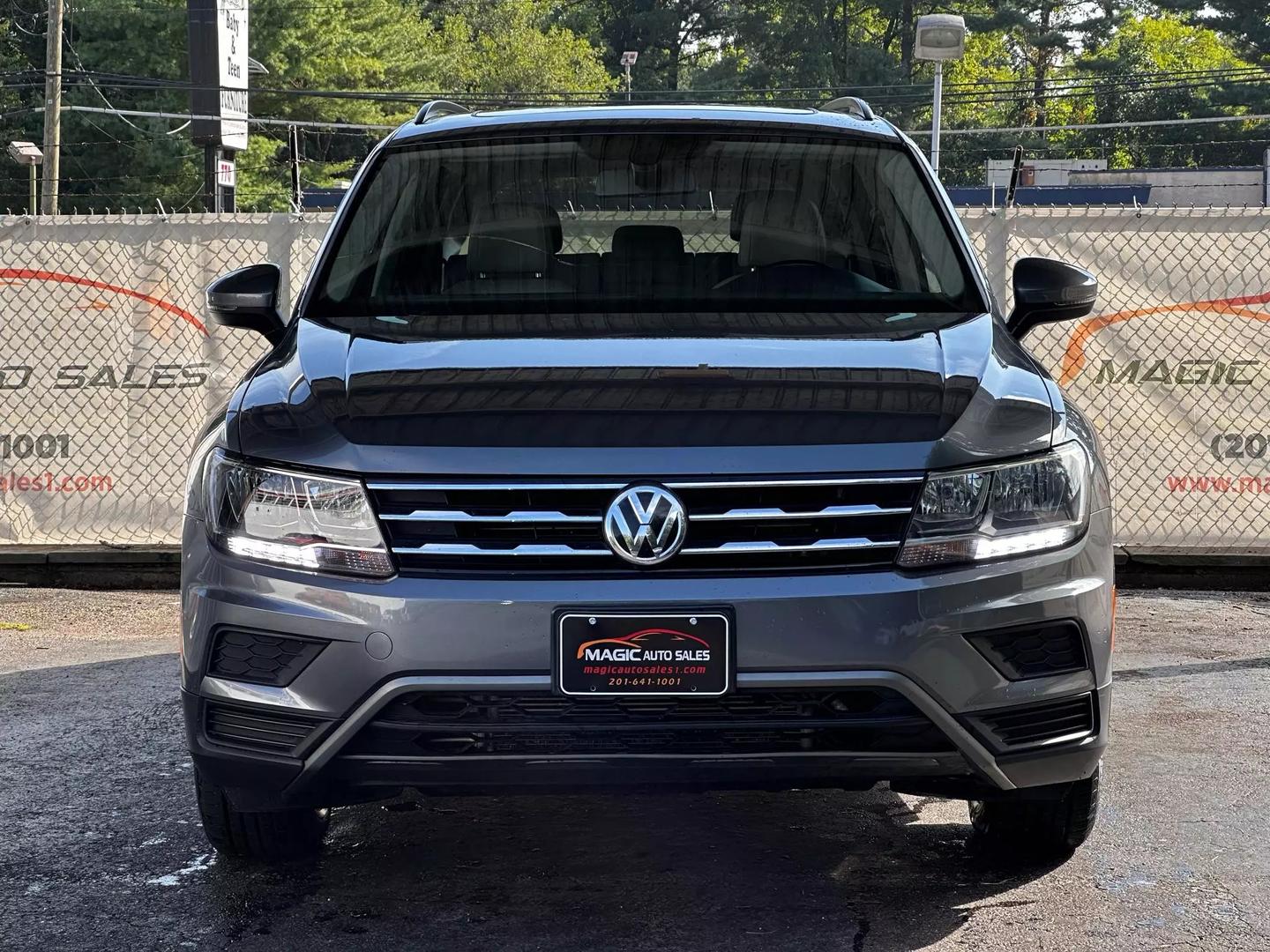 2018 Volkswagen Tiguan - Image 5