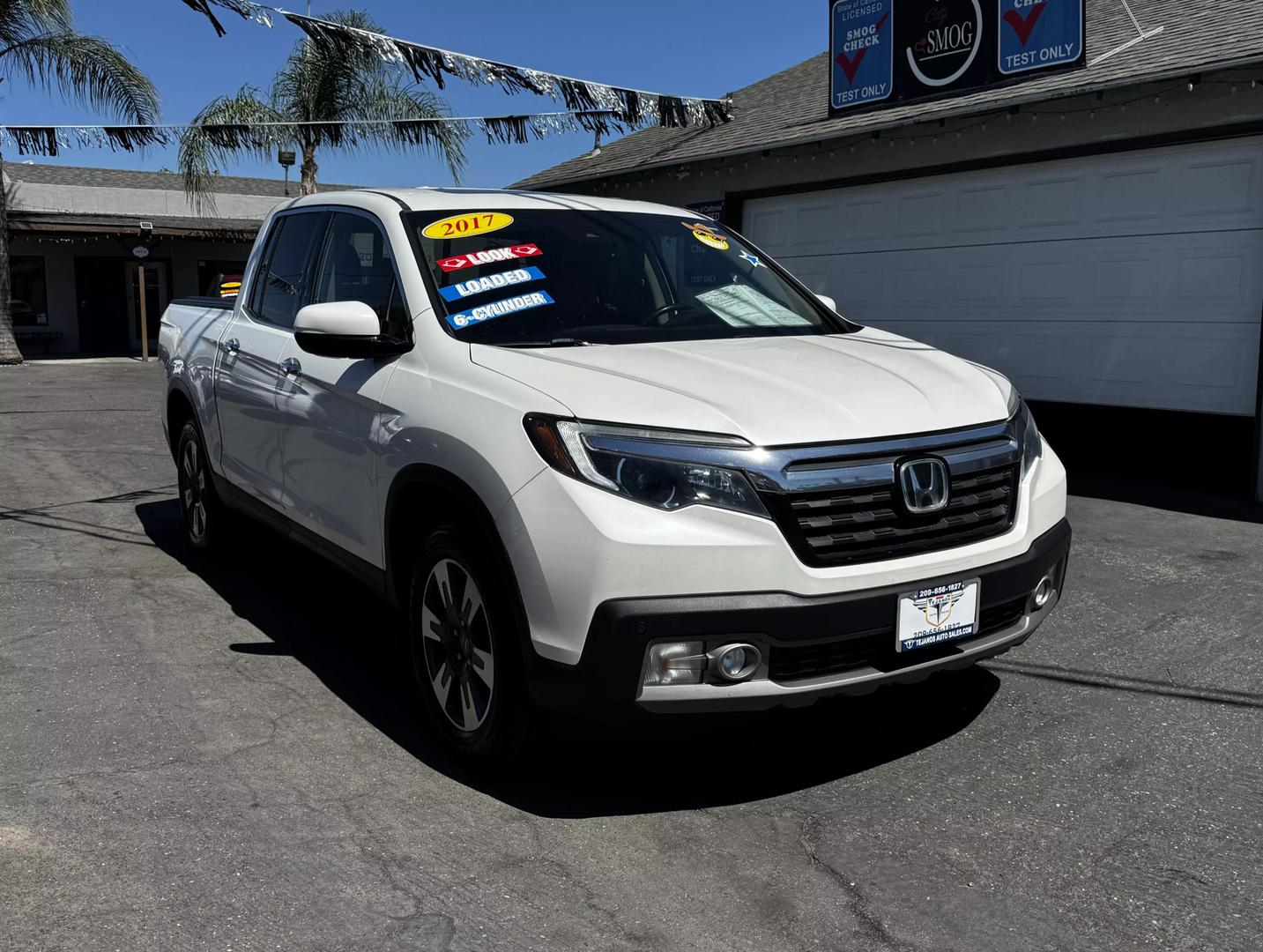 2017 Honda Ridgeline RTL-E photo 2