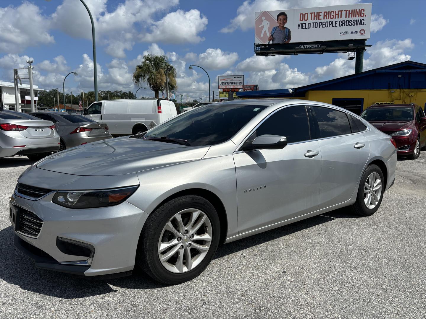 2018 Chevrolet Malibu 1LT photo 4