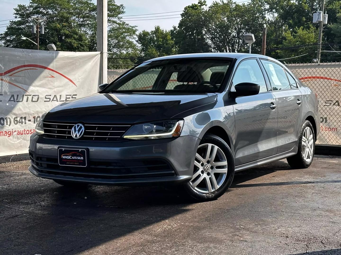 2018 Volkswagen Jetta - Image 1