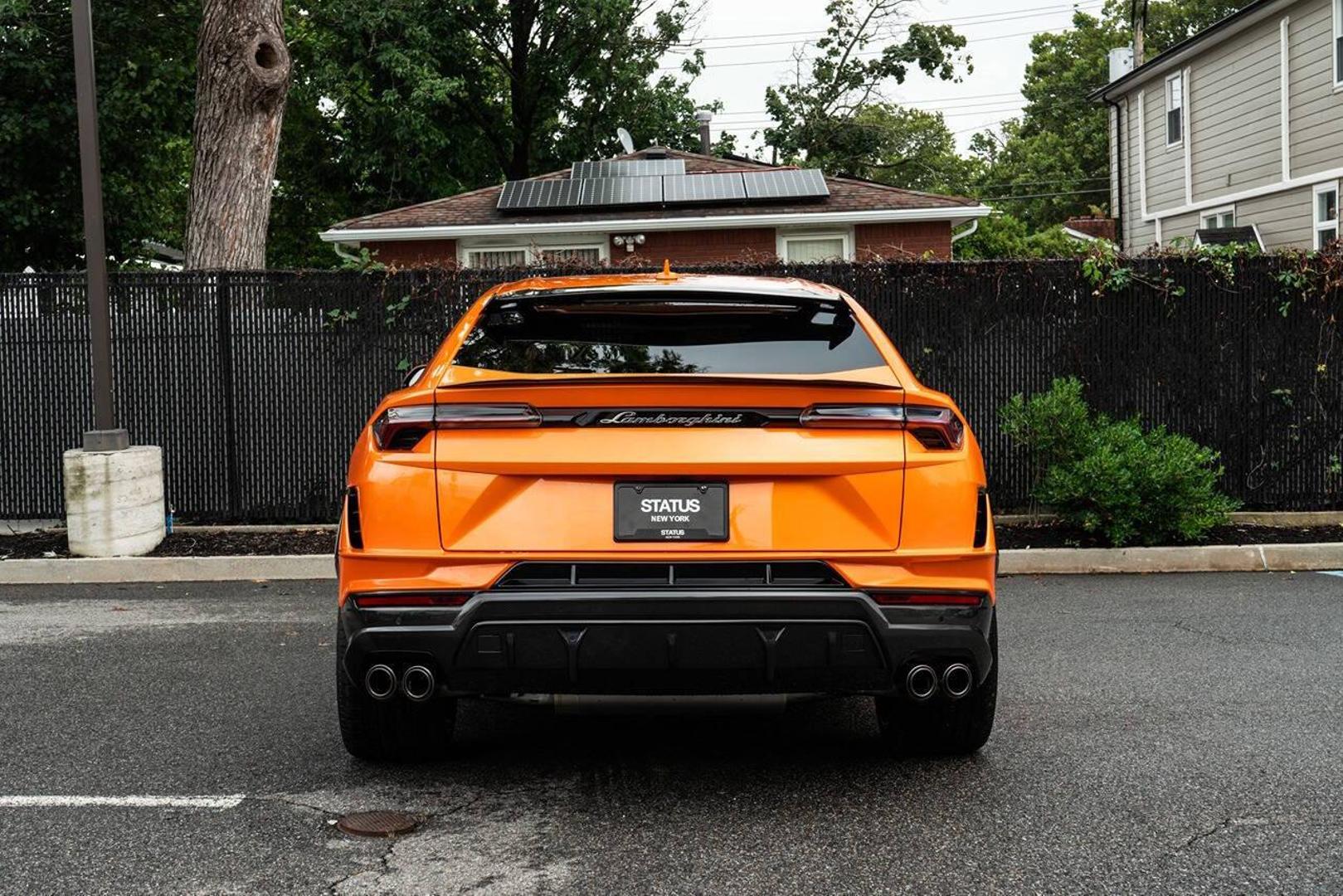 2024 Lamborghini Urus - Image 19