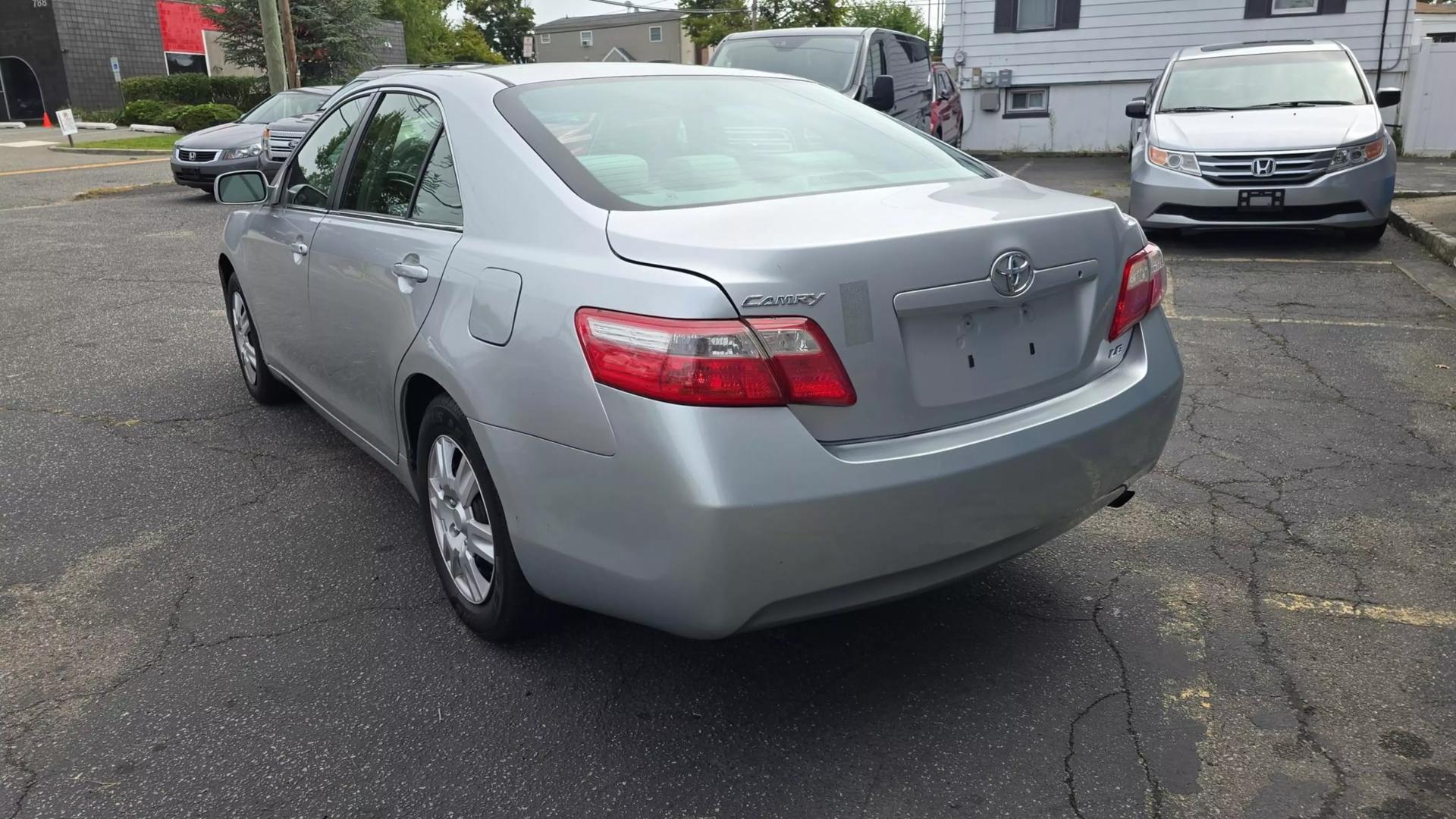 2007 Toyota Camry CE photo 6