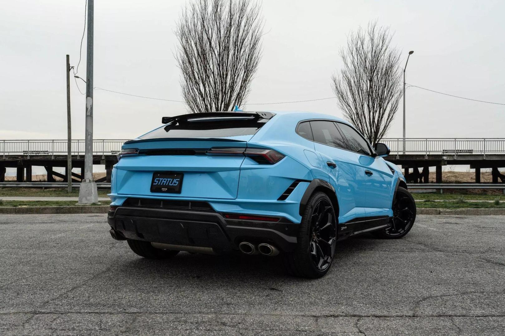 2023 Lamborghini Urus - Image 12