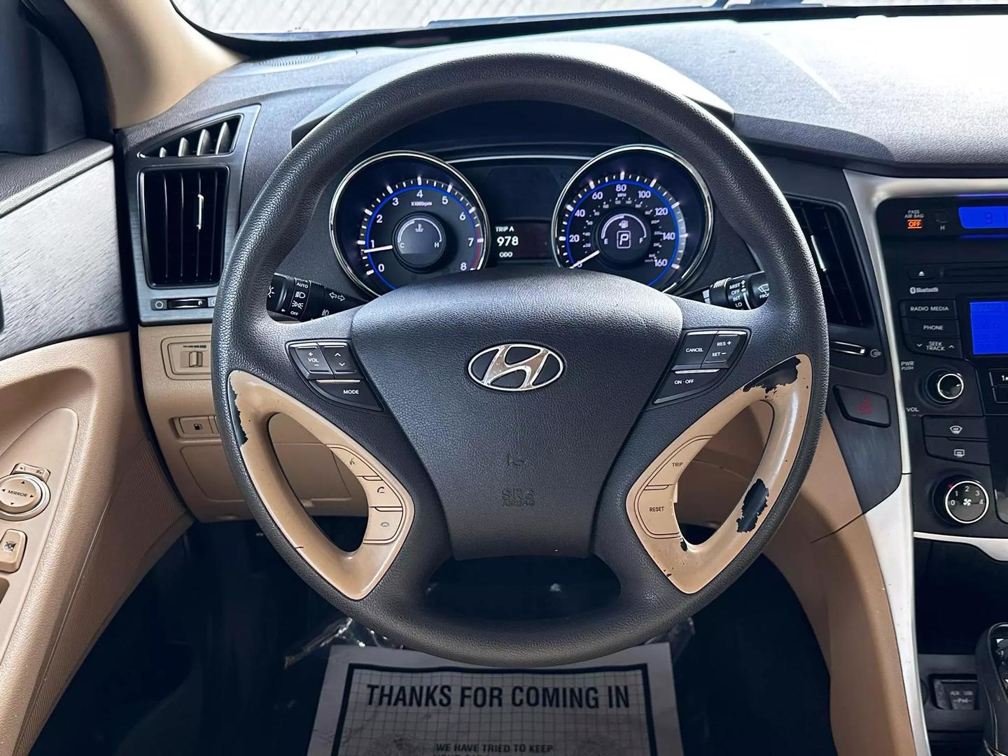 2013 Hyundai Sonata - Image 22