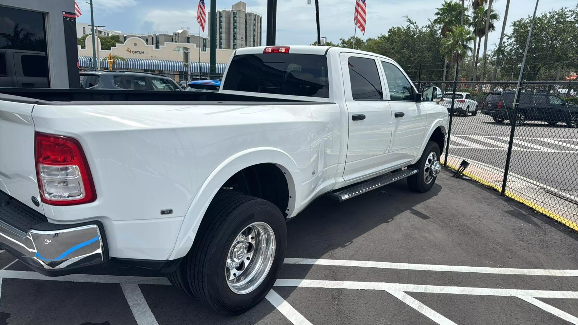 2019 RAM Ram 3500 Pickup Tradesman photo 4