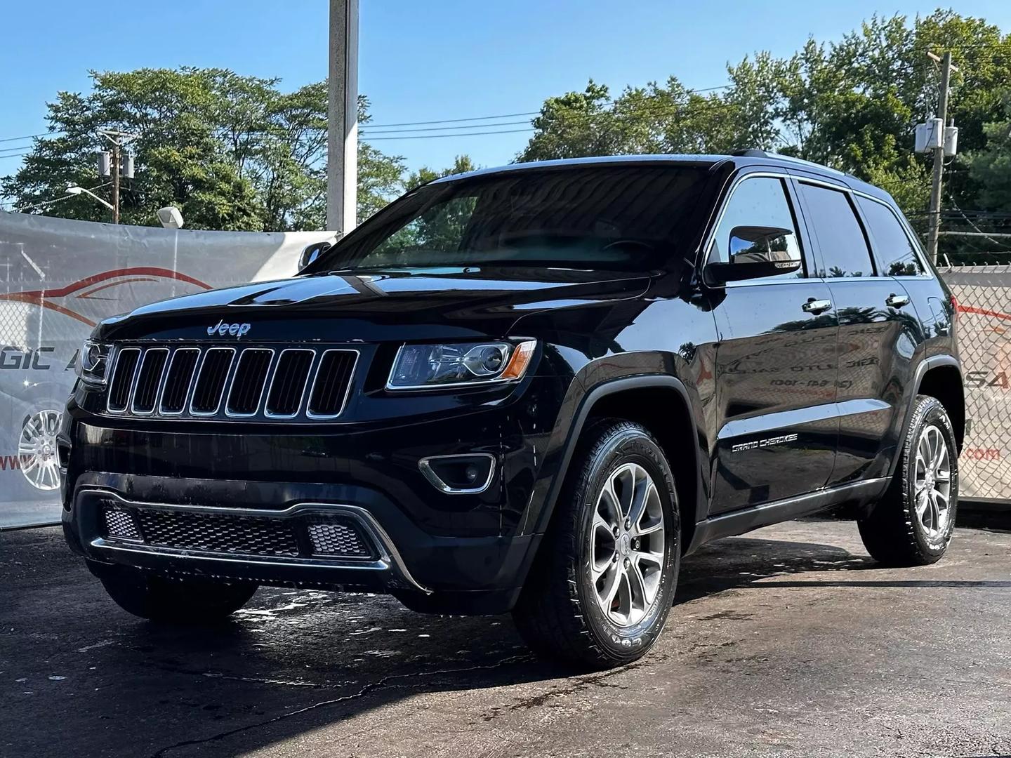 2015 Jeep Grand Cherokee - Image 3