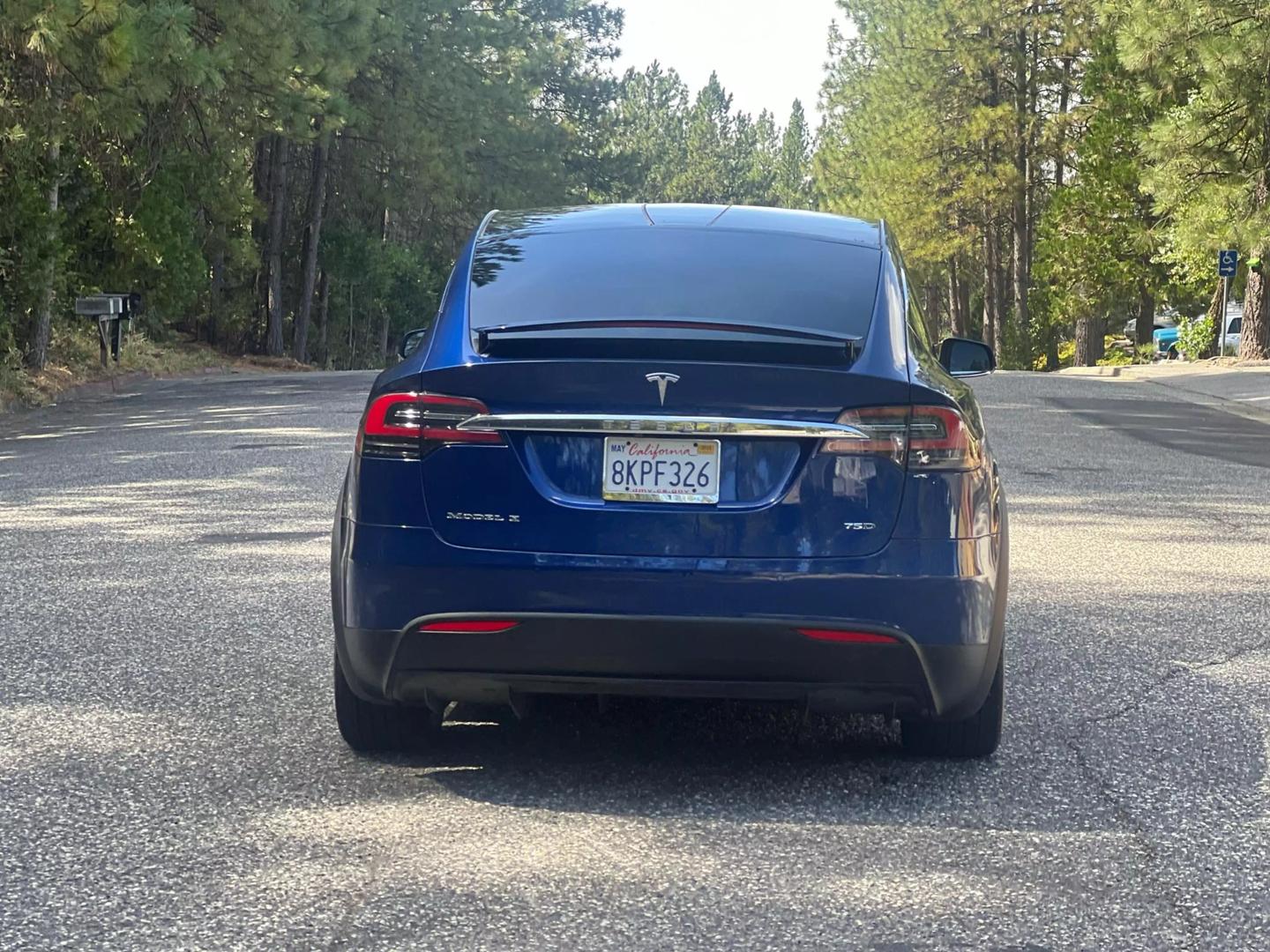 2019 Tesla Model X Long Range photo 8