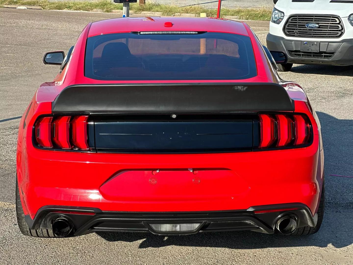 2019 Ford Mustang - Image 6