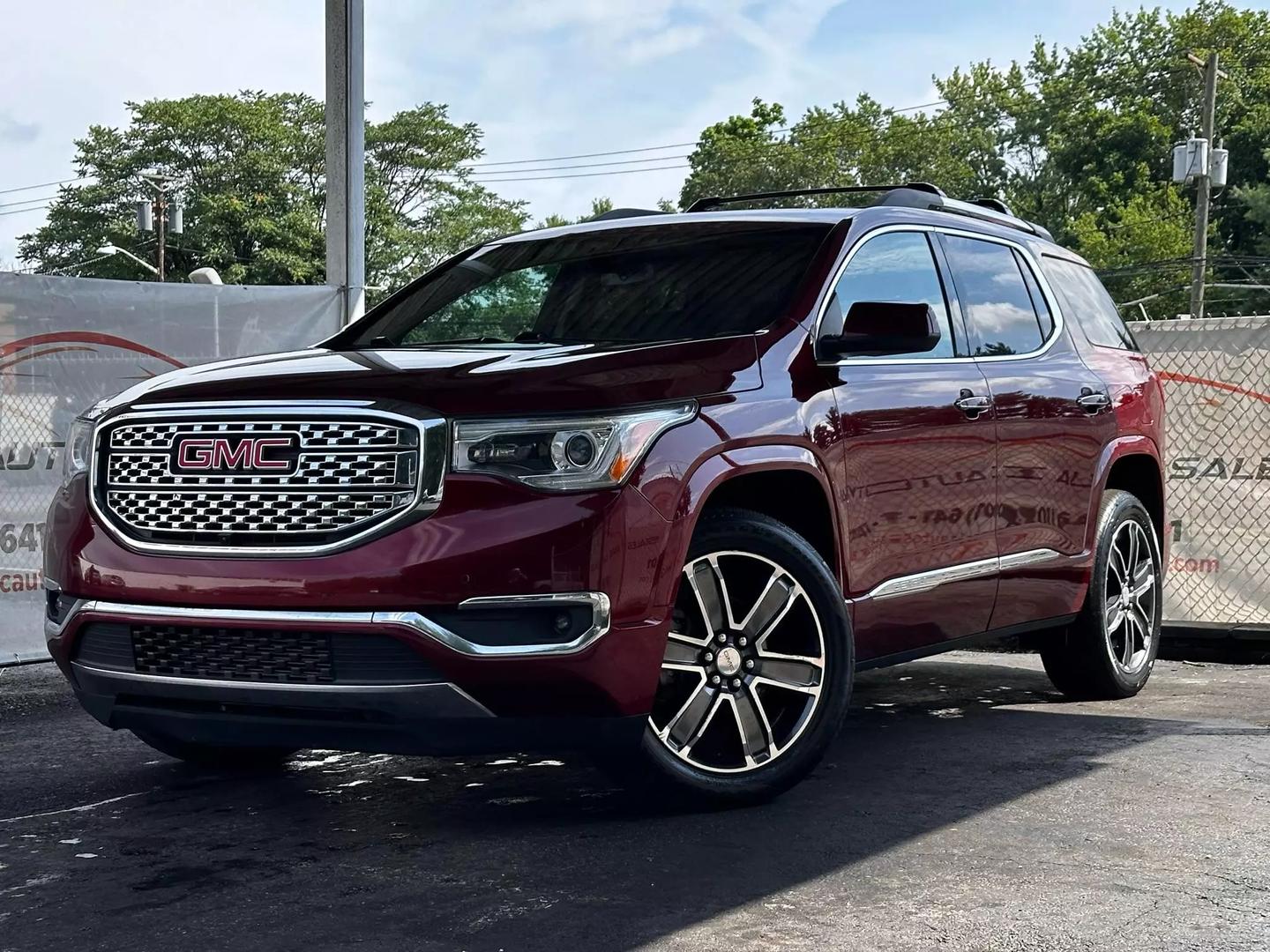 2017 Gmc Acadia - Image 1