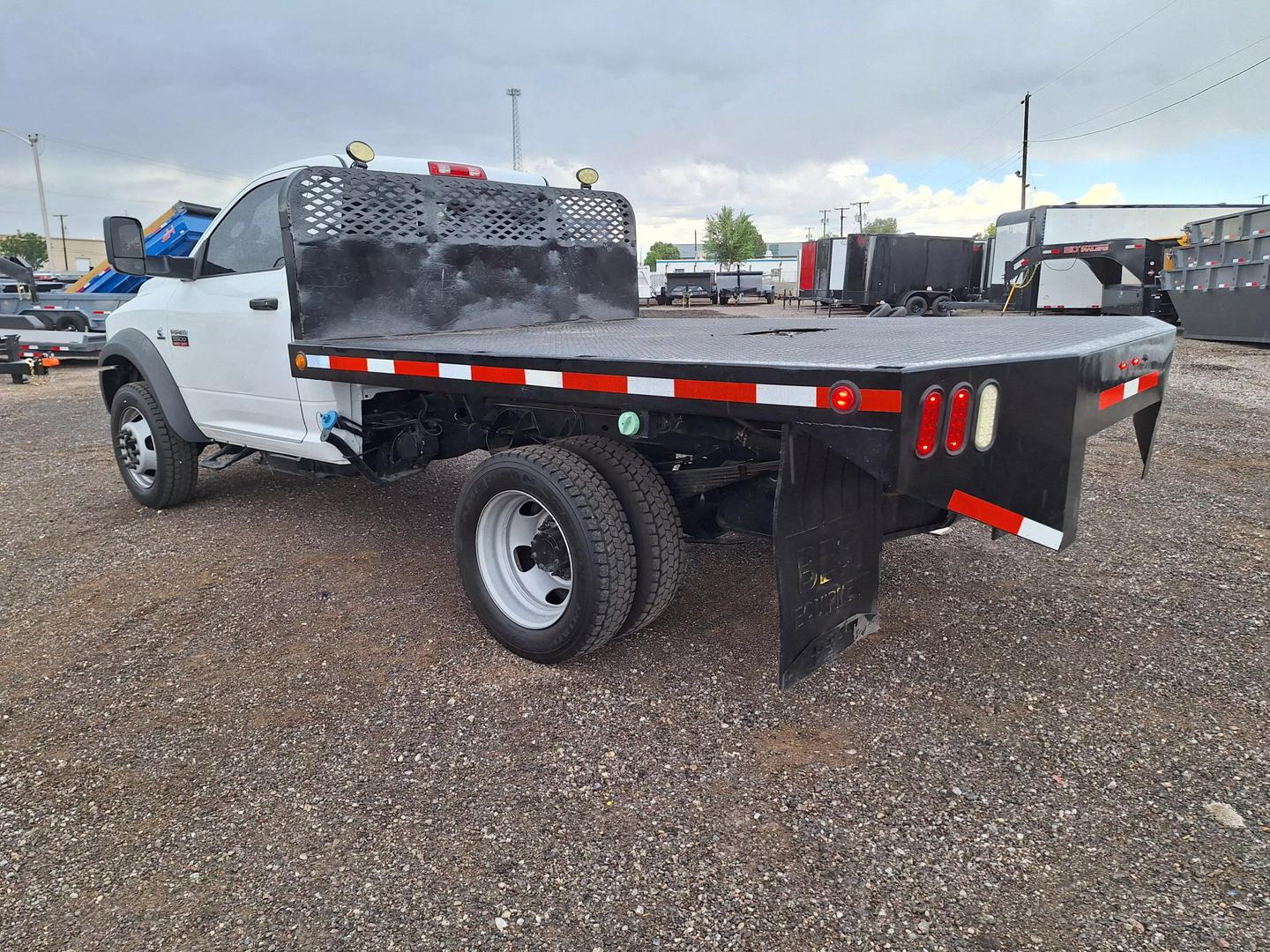 2012 Dodge Ram 5500 null photo 8