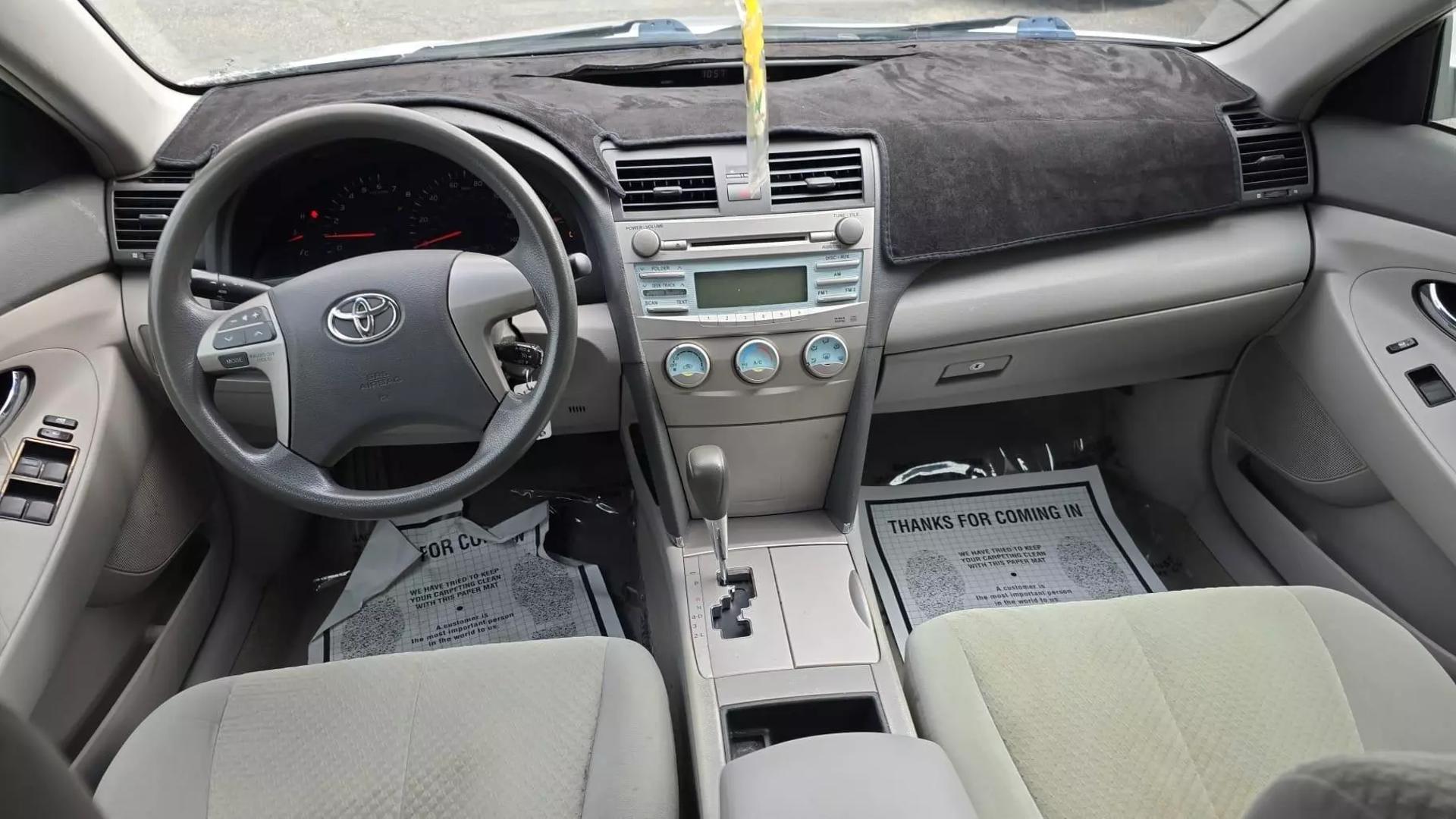 2007 Toyota Camry CE photo 7