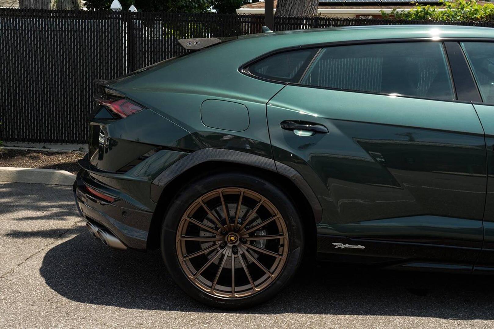 2024 Lamborghini Urus - Image 22