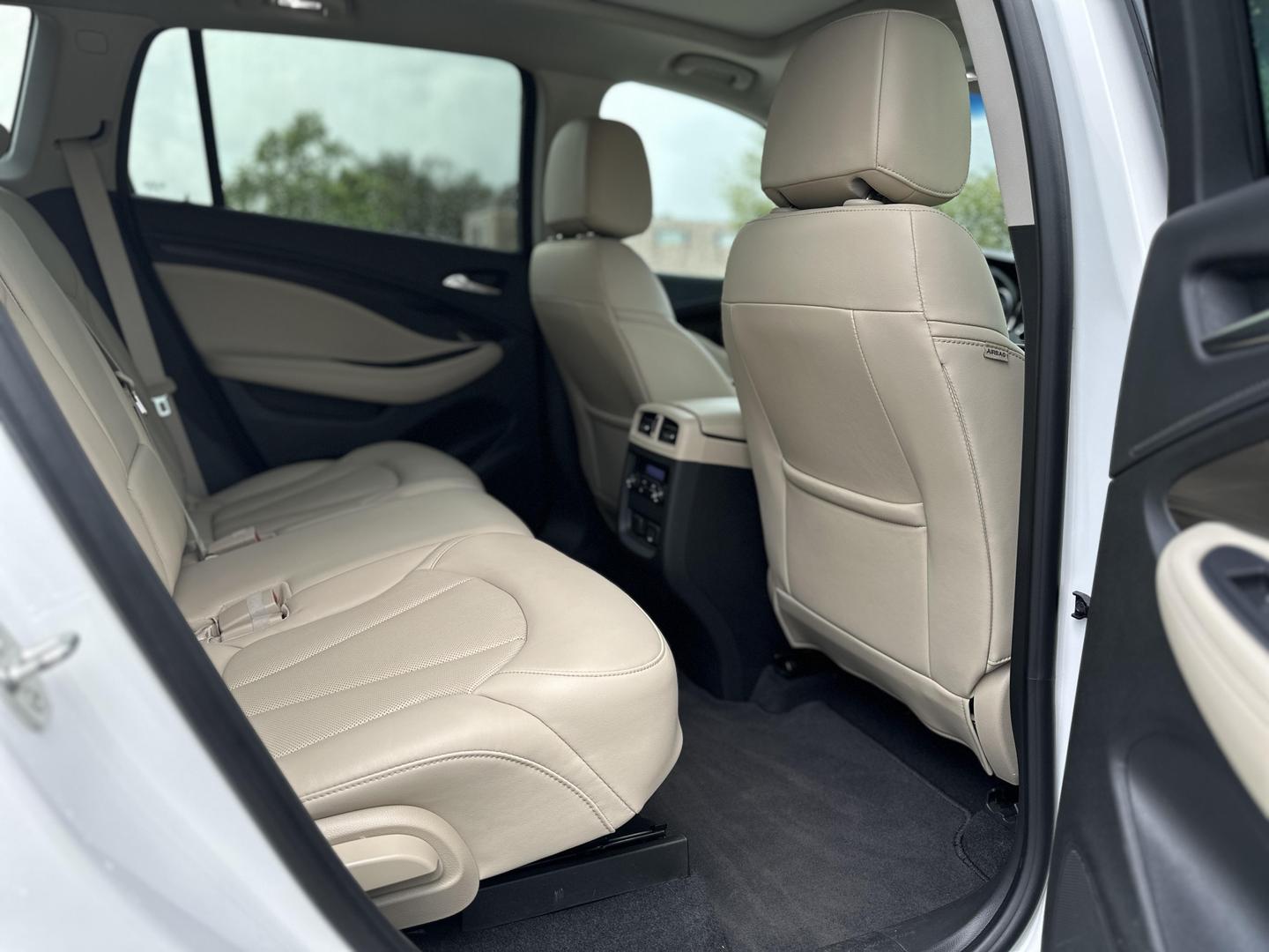 2020 Buick Envision Essence photo 23