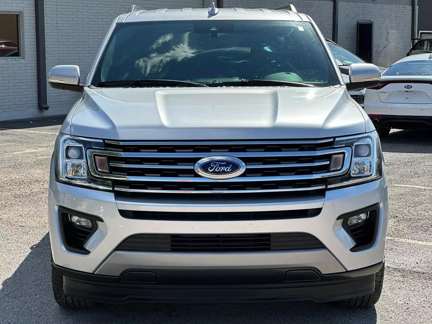 2019 Ford Expedition Max - Image 11