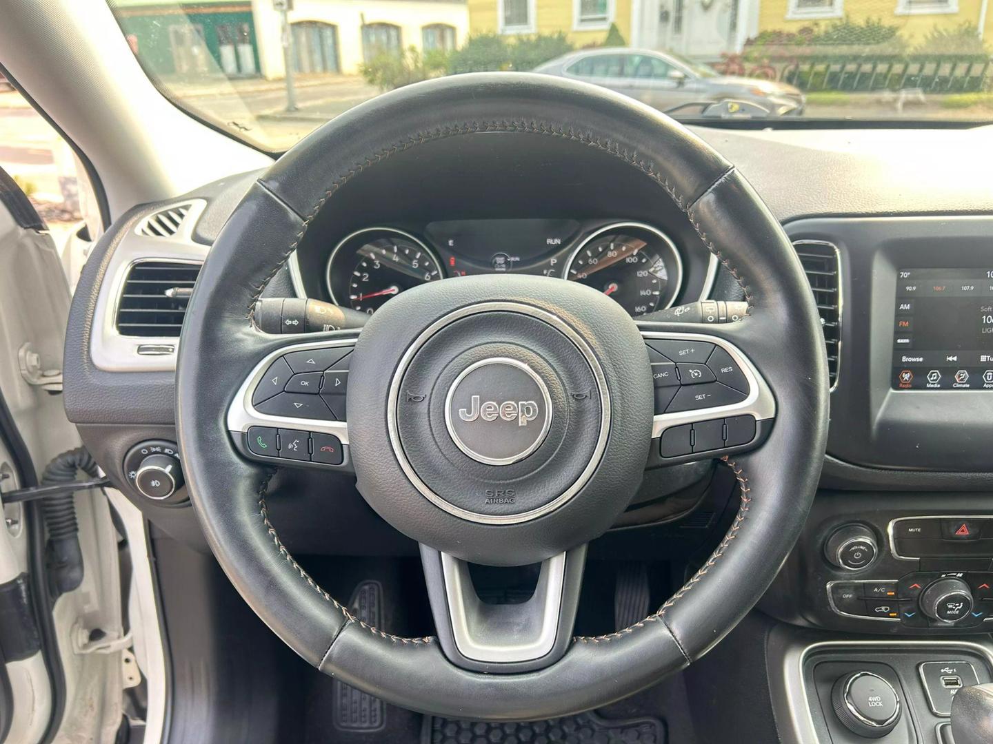 2021 Jeep Compass Latitude photo 9