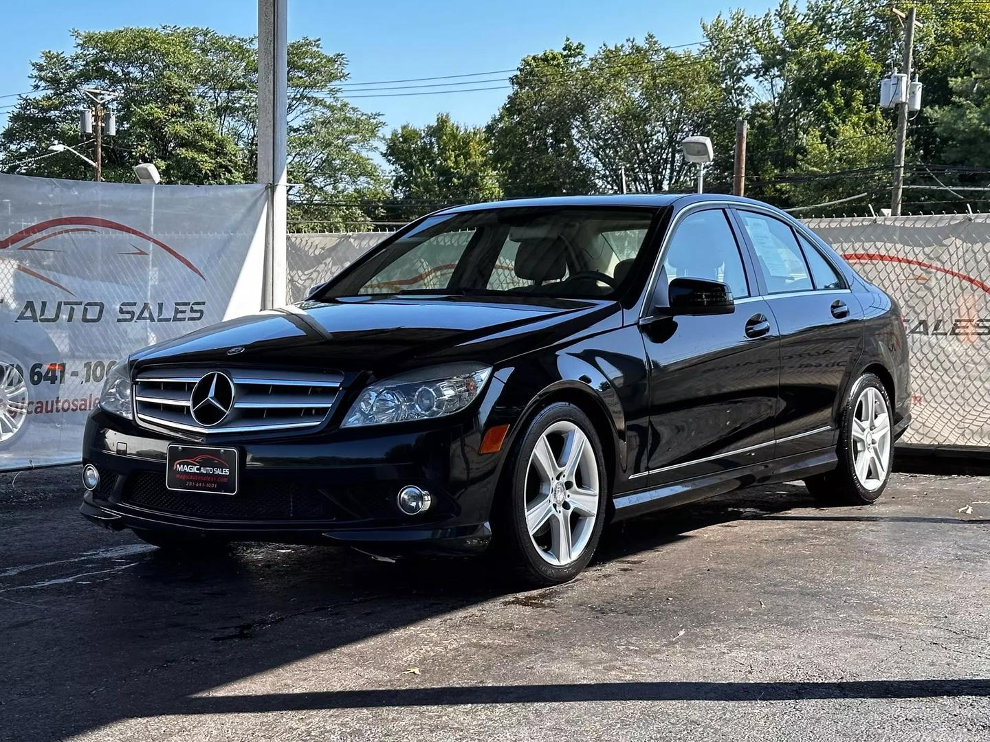 2010 Mercedes-benz C-class - Image 3