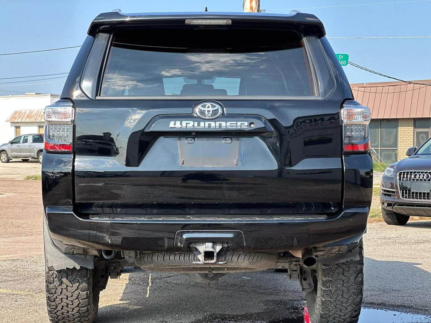 2014 Toyota 4runner - Image 6