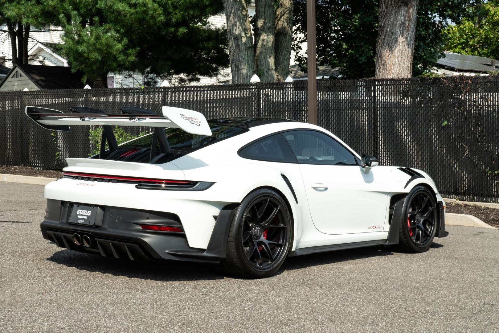 2023 Porsche 911 - Image 18